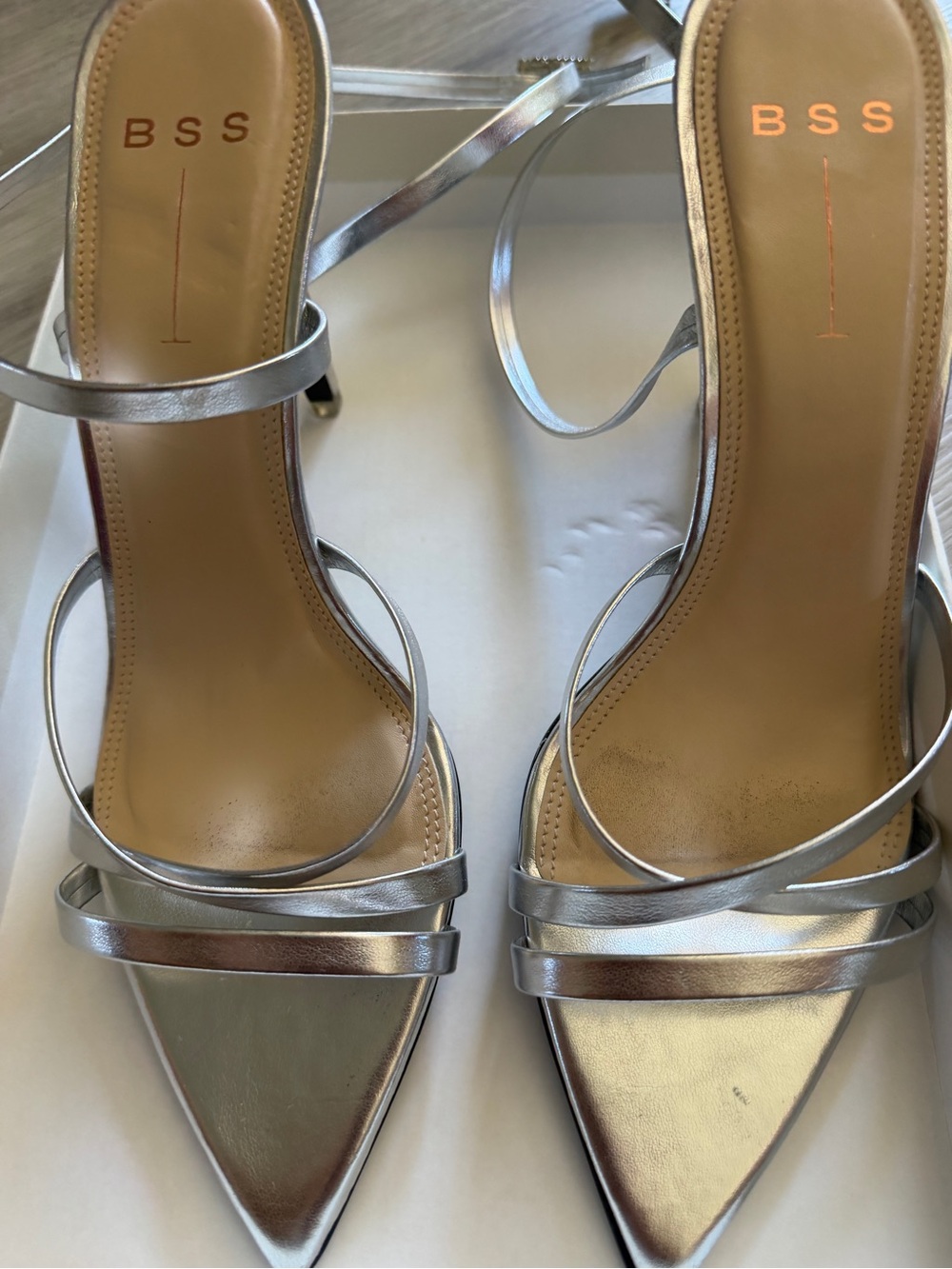 Black suede studio Kimora heel silver